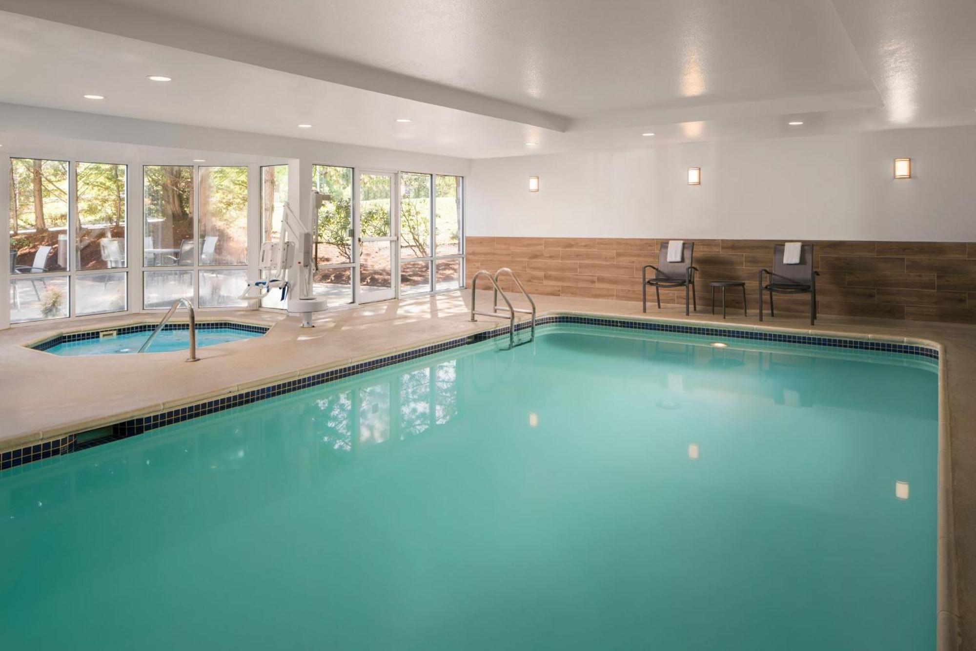 Fairfield Inn & Suites Portland West Бивертон Экстерьер фото