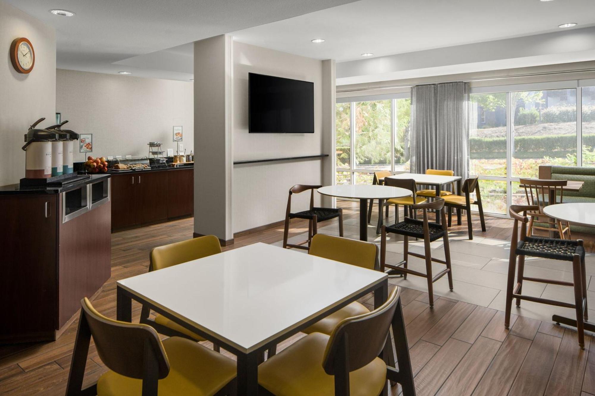 Fairfield Inn & Suites Portland West Бивертон Экстерьер фото