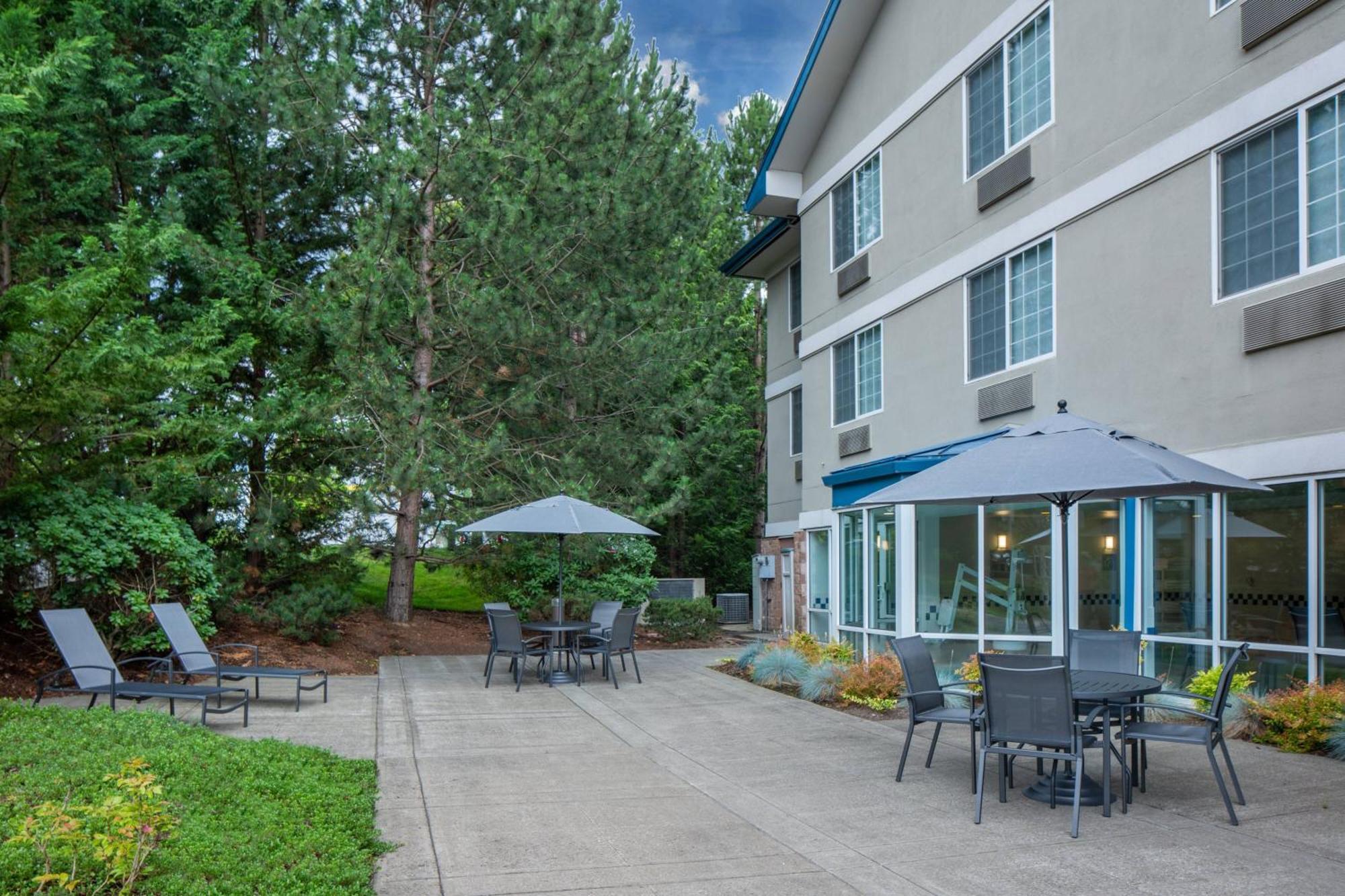 Fairfield Inn & Suites Portland West Бивертон Экстерьер фото